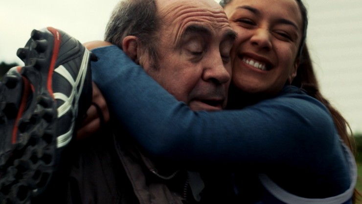 Rusty and Phoenix hug 1600x1200